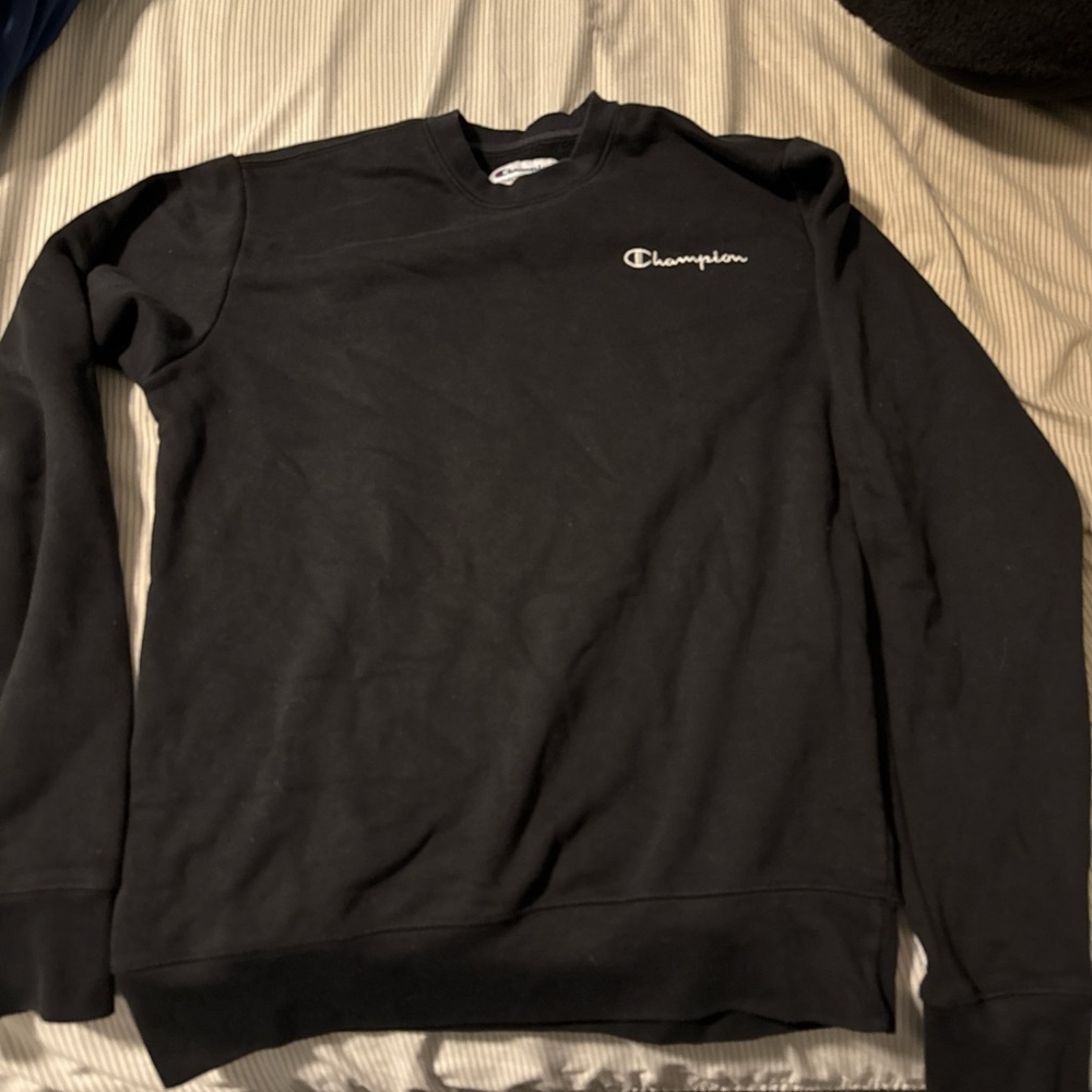 Champion Men's Black Crewneck Sweater